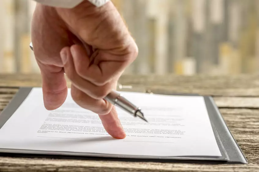 Family meeting with legal advisor, showing when a Will is crucial—highlighting Trusted Will Writing Cribbs Causeway for essential life planning.